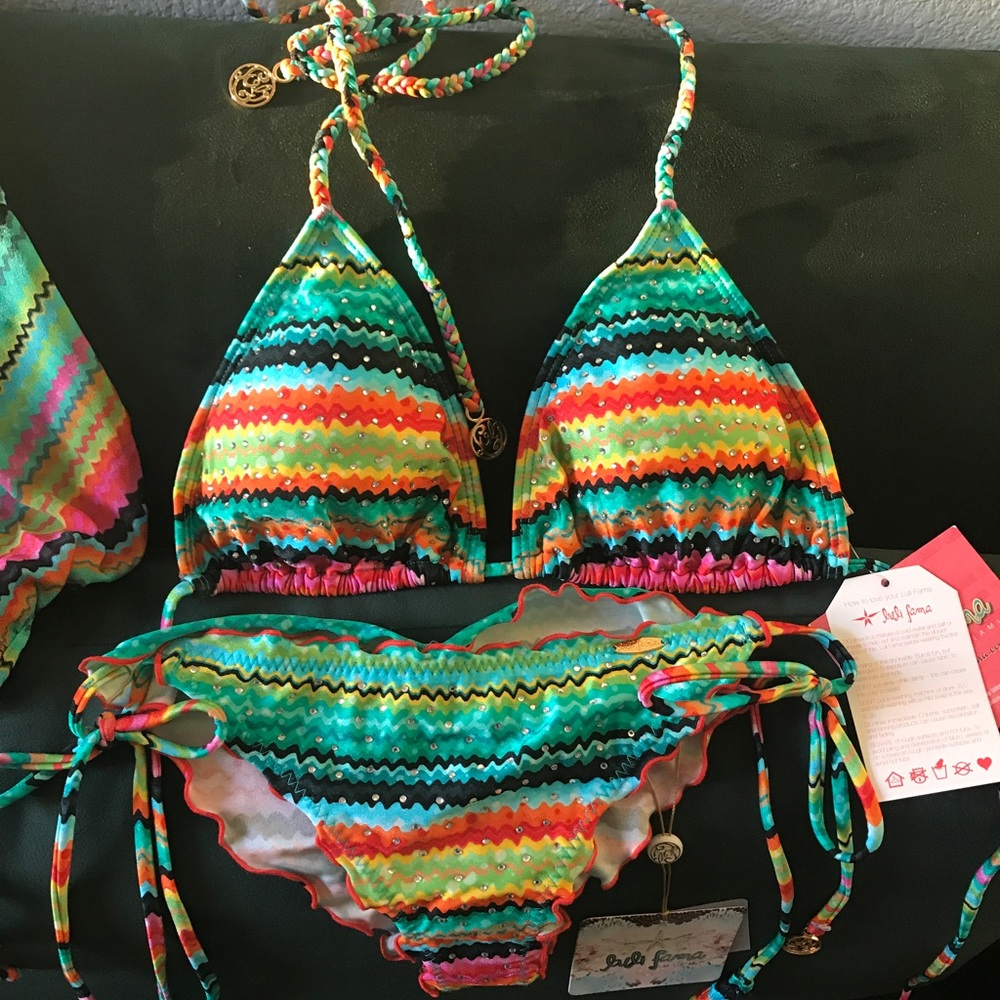 Luli fama HOLA VERANO bikini